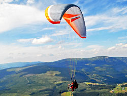 Paragliding tandem
